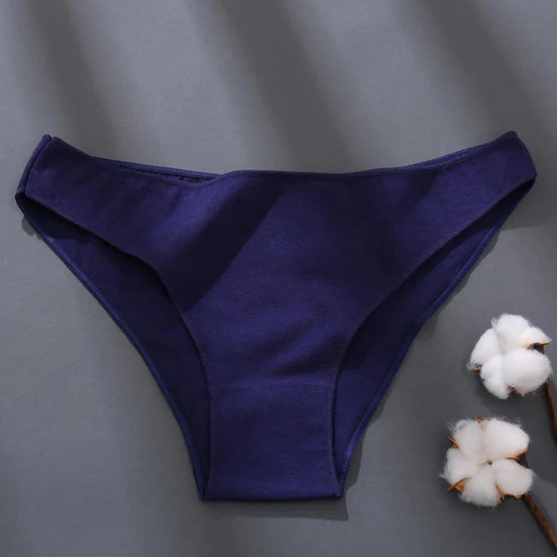 FINETOO M-2XL Cotton Panties for Women Sexy Low Waist Briefs Female Breathable Underwear Girl Intimates Lingerie Solid Color New