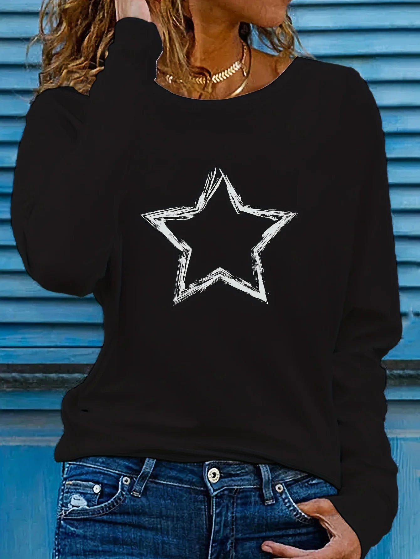 Heart Print Crew Neck T shirt Casual Long Autumn winter top women's long sleeved T-shirt loose comfortable black  white
